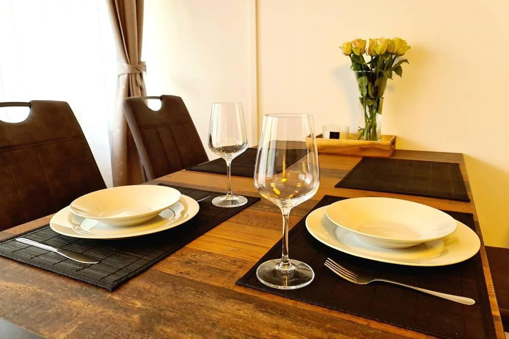 Rivulet 2 Bedroom Apartment Baden-Baden Esterno foto