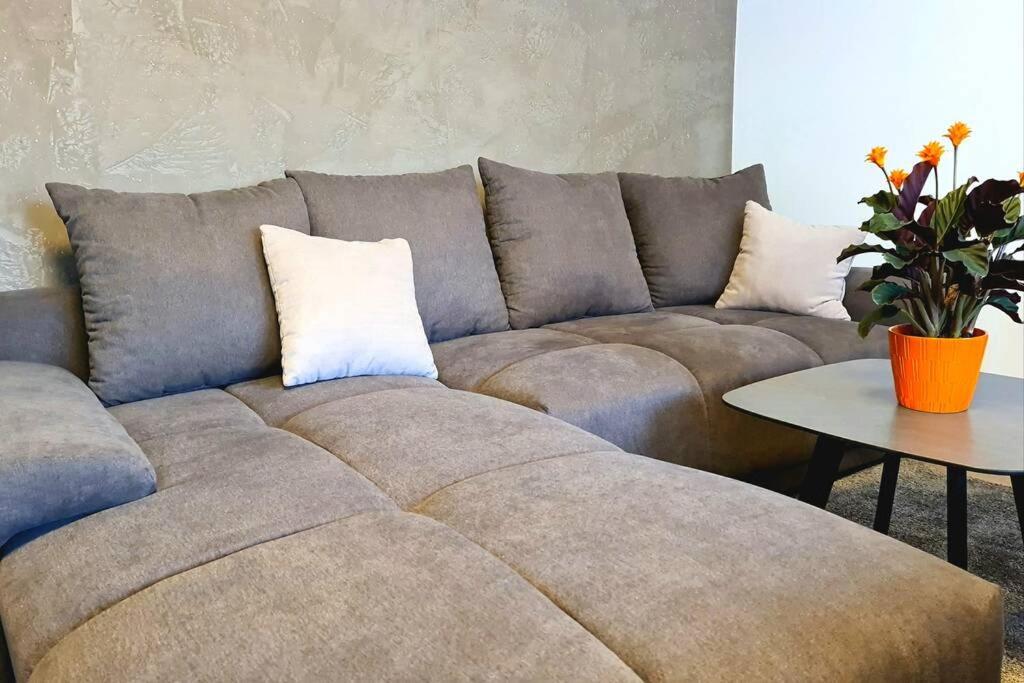 Rivulet 2 Bedroom Apartment Baden-Baden Esterno foto